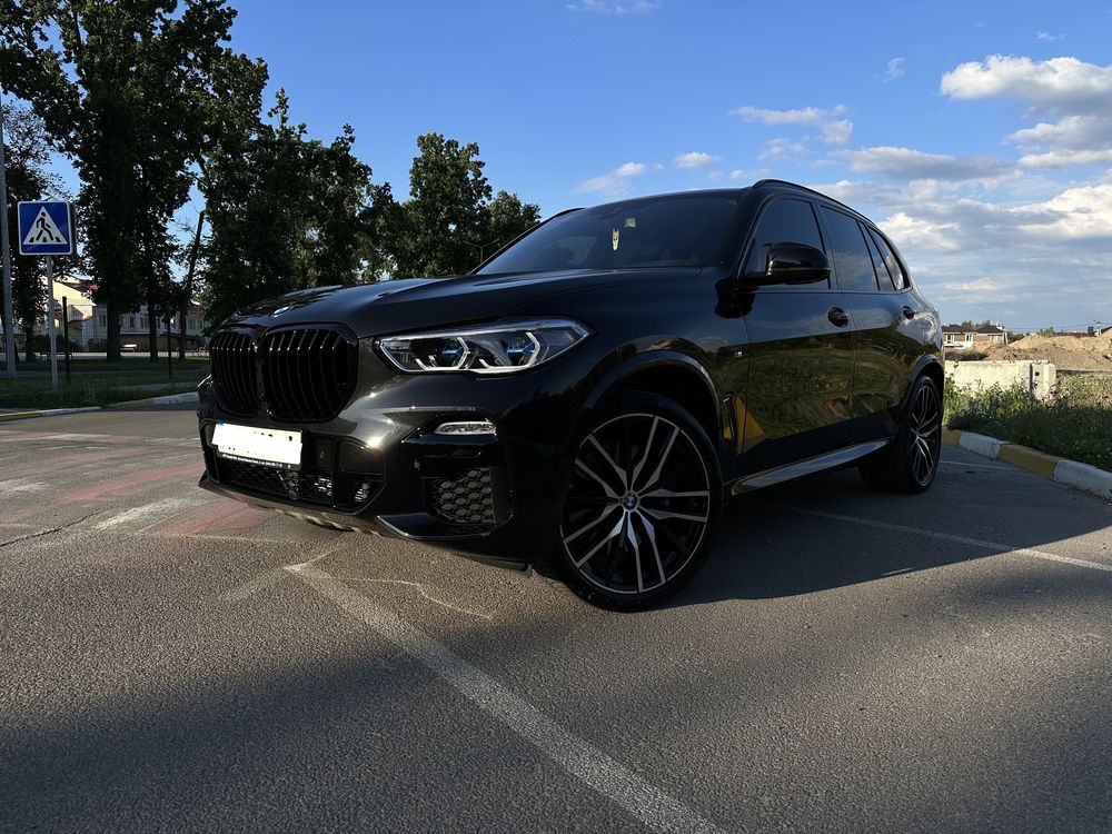 ВИБІР ФОТО BMW X5 M G05 2019