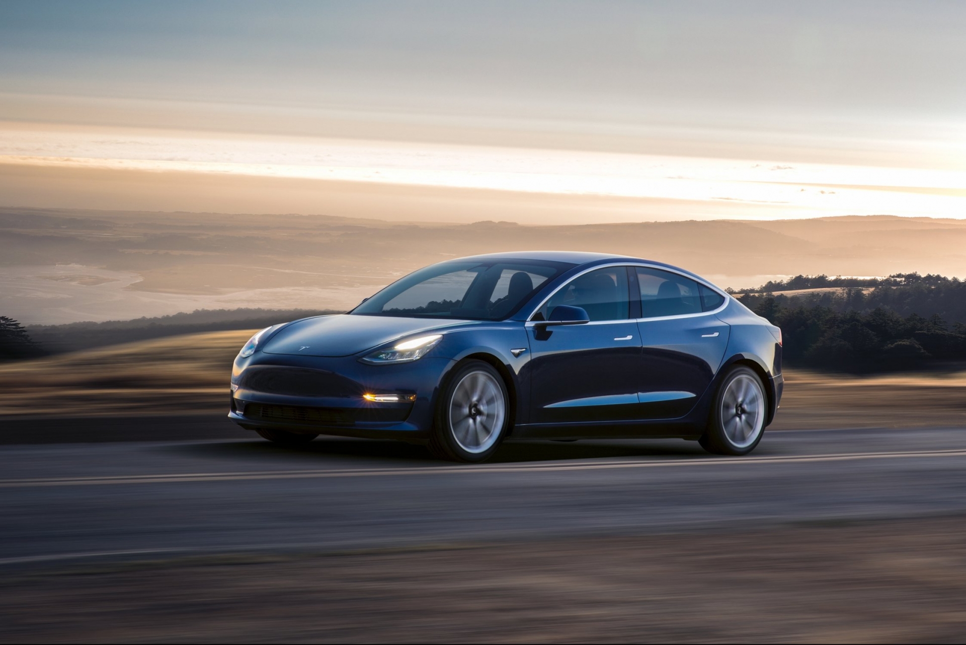 Автономність Tesla Model 3