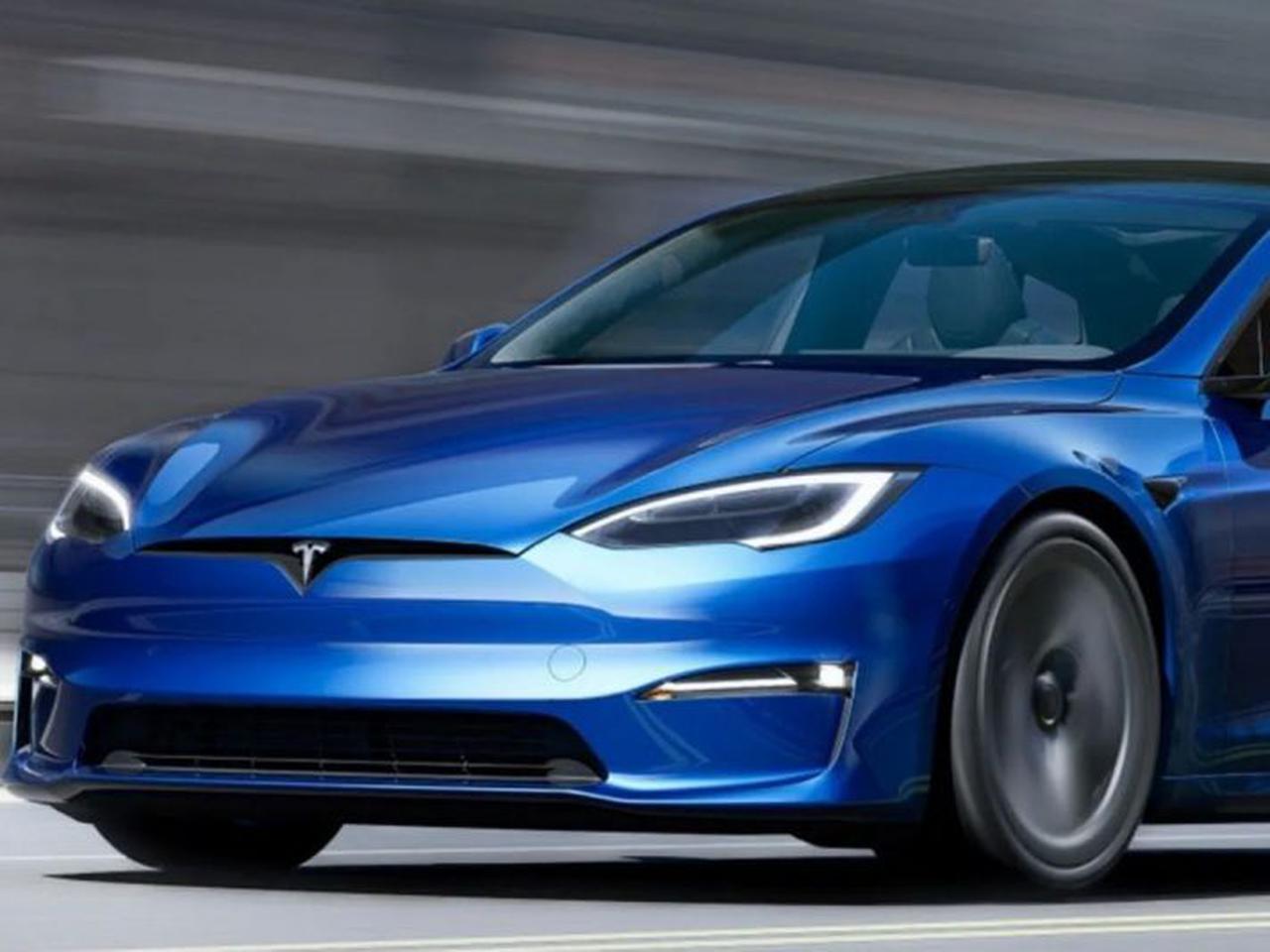 Таким чином, Tesla Model S Plaid демонструє прийдешнє спрямування автомобільної індустрії, де електричні автомобілі стають все більш ефективними та швидкими, розкриваючи нові можливості для автомобілістів.