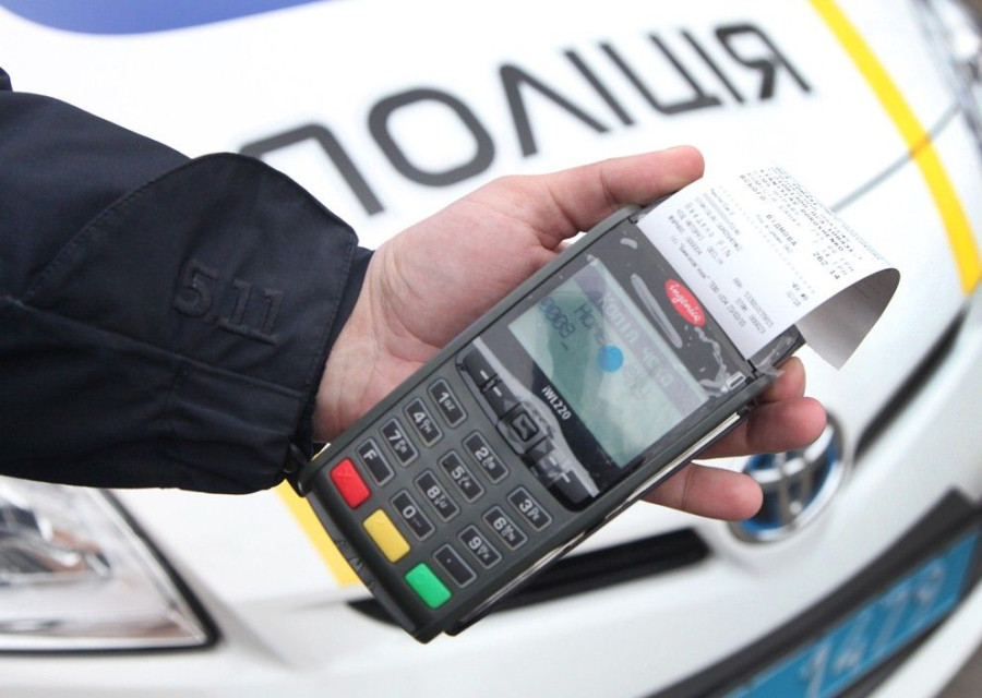 Штраф до 850 гривень українських водіїв попередили про нові вимоги