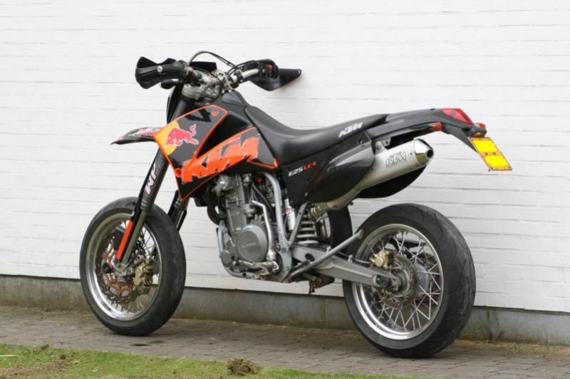 Мотоцикл KTM 640 LC4-E Supermoto 2003 обзор