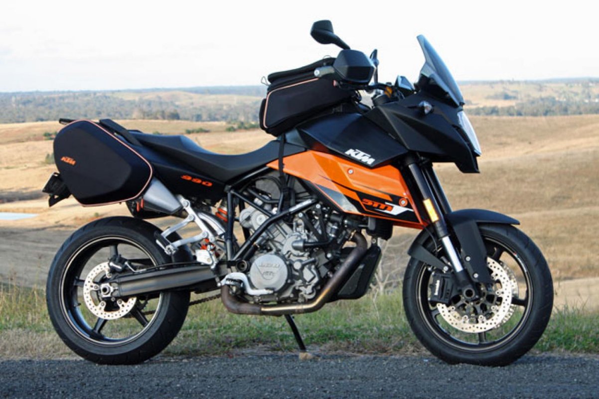 Мотоцикл KTM 990 SMT Supermoto T 2010 обзор