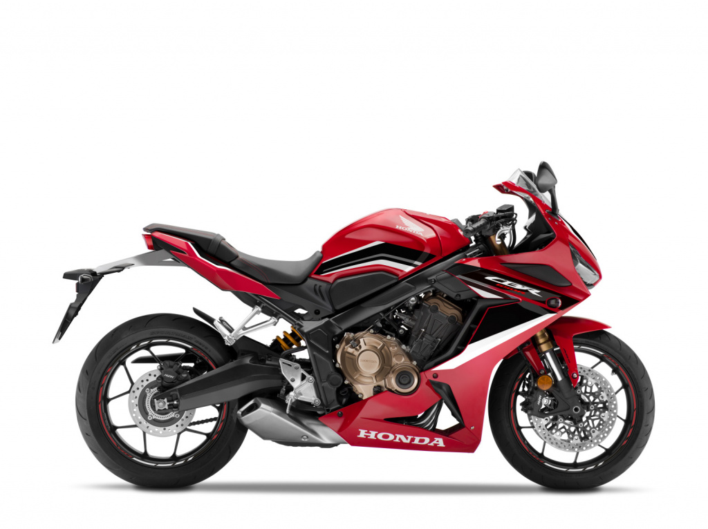 Мотоциклы Yamaha 2021 модельного ряда новинки изменения