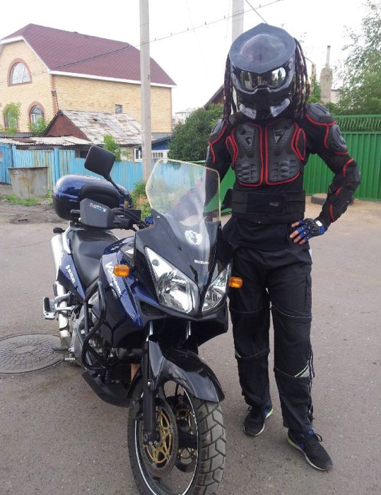 Мотоциклетный шлем «Хищник» своими руками фото