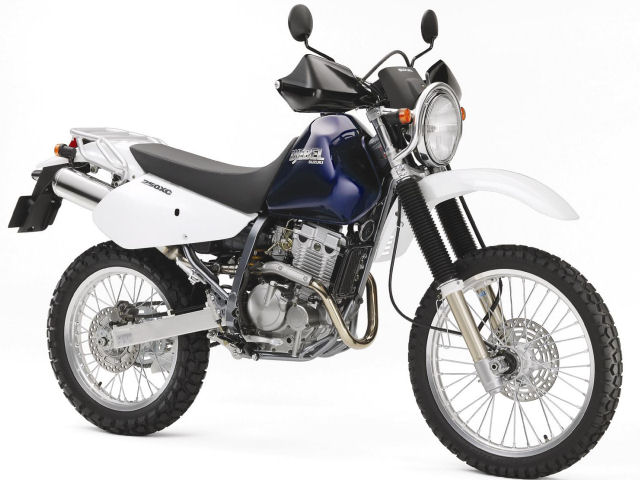 Отзывы о мотоцикле Suzuki Djebel 250